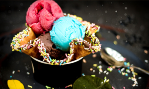 BEN & JERRY'S ICE CREAM